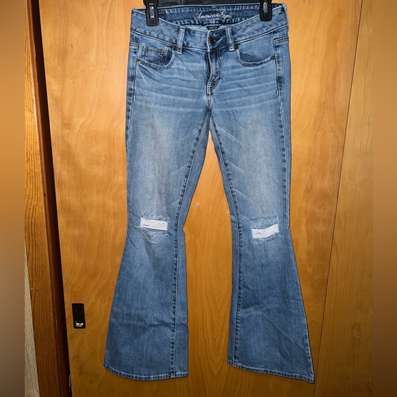 American Eagle Outfitters Denim - American Eagle, distressed jeans, size 2
